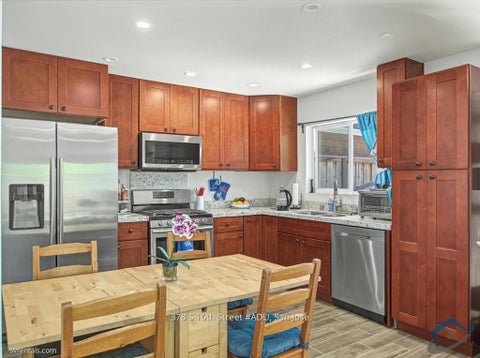 Photo of 378 S 16th Street #ADU, San Jose, CA 95112 (MLS # ML82065677)