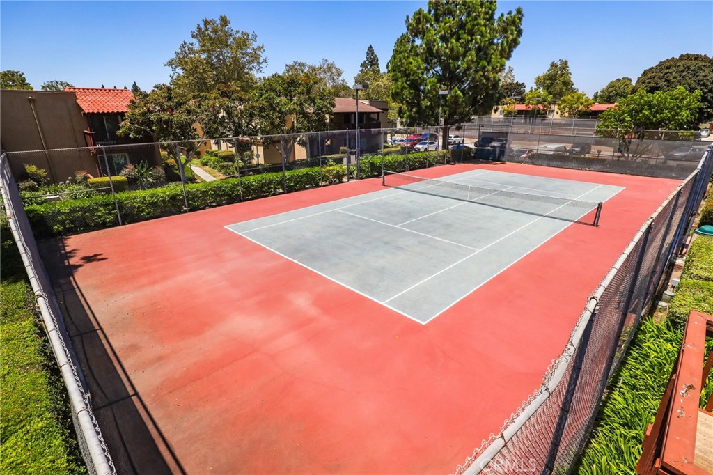 MacArthur Village (MAVL) - Residential