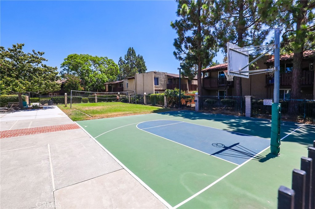 MacArthur Village (MAVL) - Residential