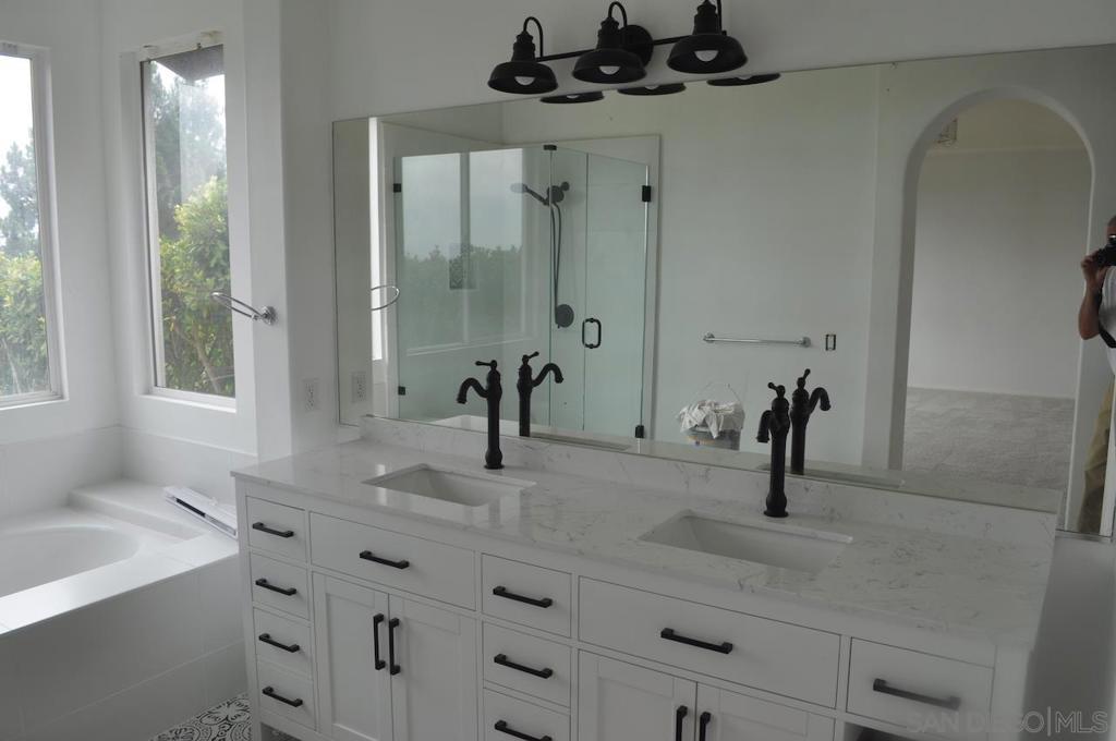 La Jolla - Residential Lease