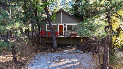 Photo of 1021 Villa Grove, Big Bear City, CA 92314 (MLS # IG25242421)