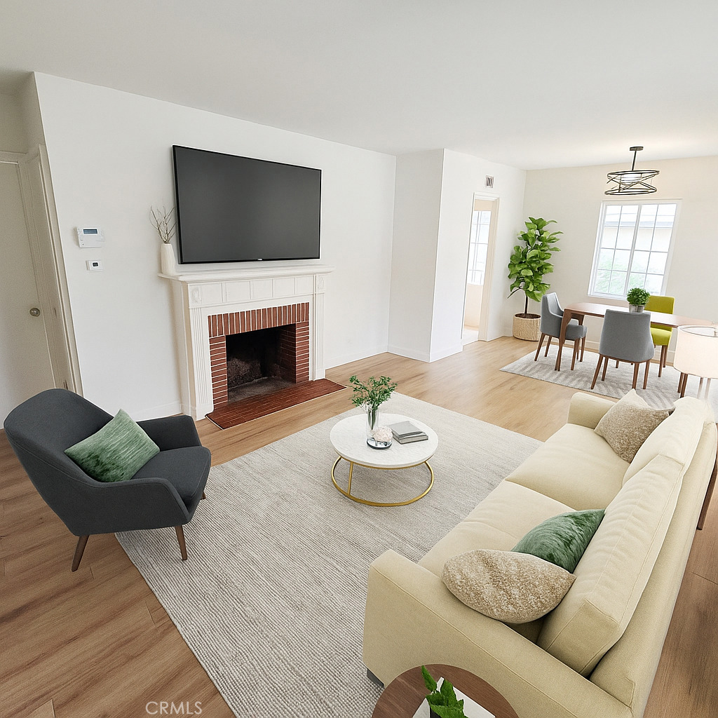 Properties 3 15776 Lashburn Street