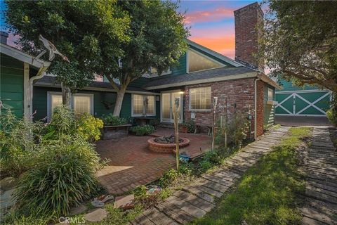 1652 Voorhees Manhattan Beach CA 90266