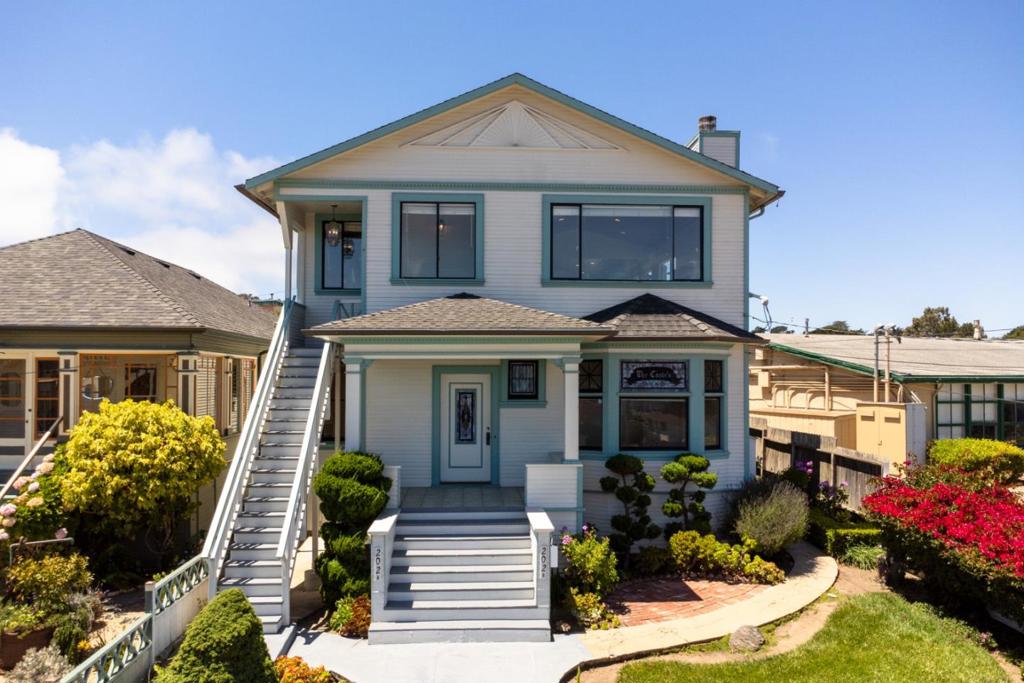202 Watson Street