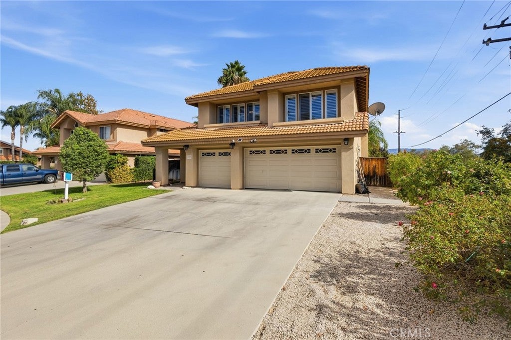30371 Falcon Point Ct