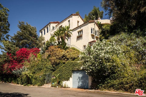 Photo of 3346 N Knoll Drive, Los Angeles, CA 90068 (MLS # 26988973)