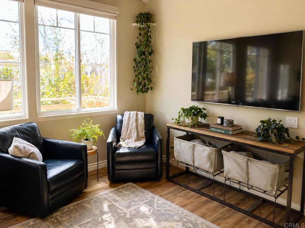 1147 Hornblend Street