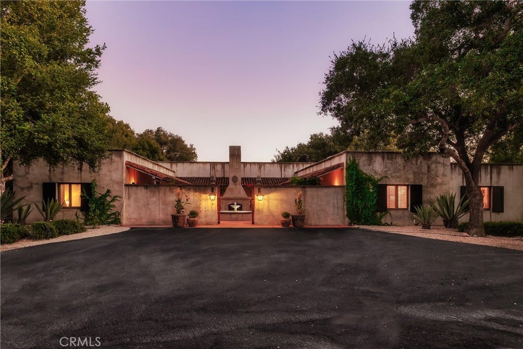 3595 Oak Trail Rd