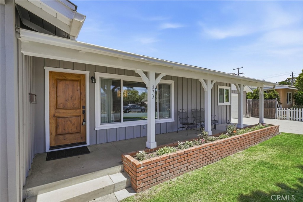 323 E Park