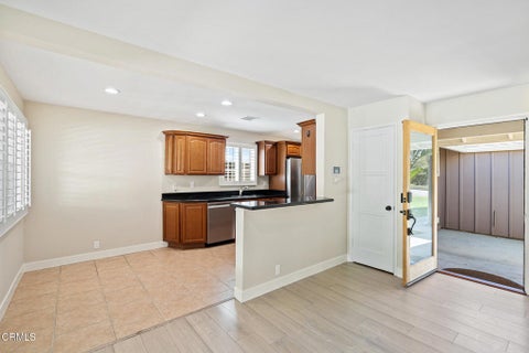 Tiny photo for 1070 Medford Road, Pasadena, CA 91107 (MLS # P1-29278)