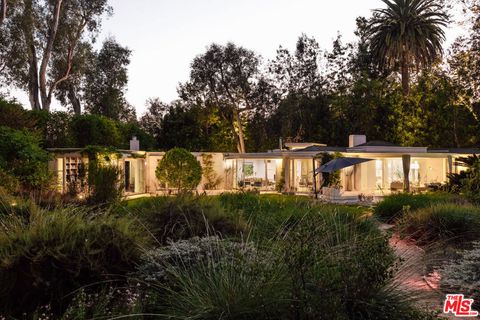 101 Bel Air Road Los Angeles CA 90077