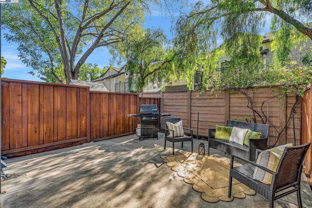 FOXWOOD - Residential