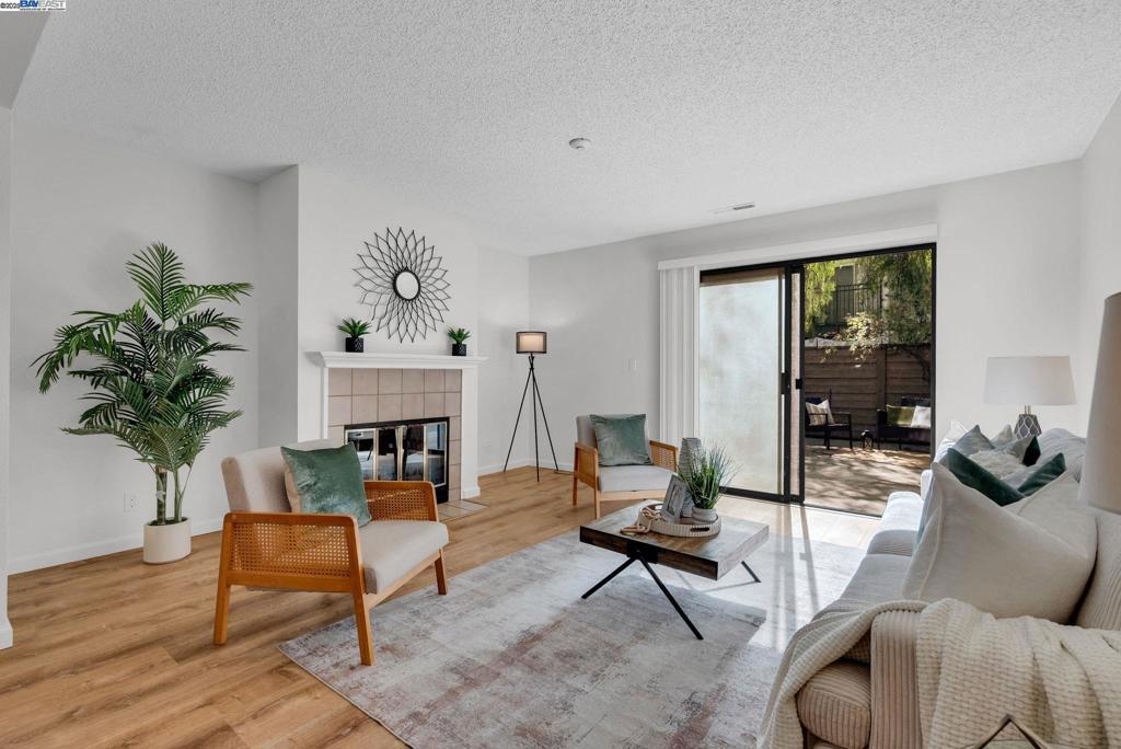 FOXWOOD - Residential