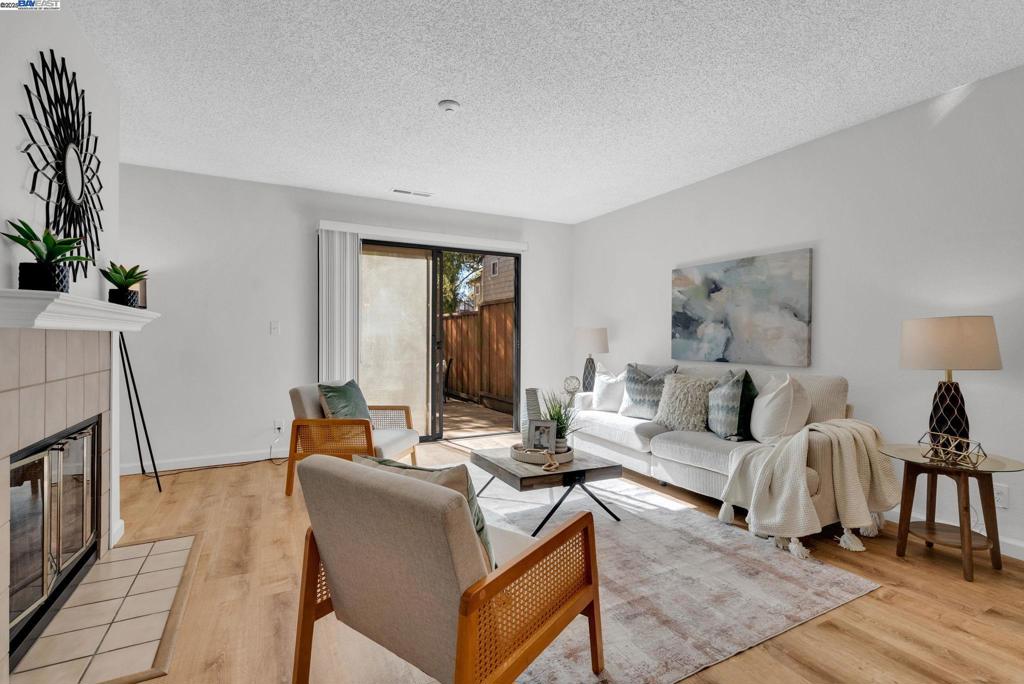 FOXWOOD - Residential