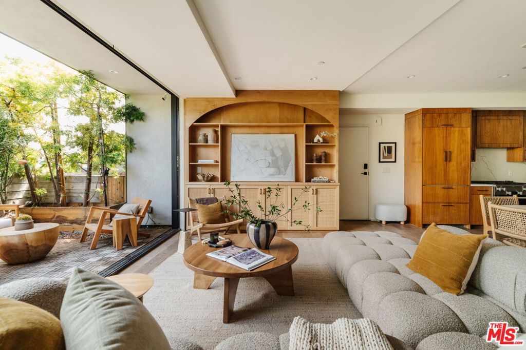 Photo of 3214 Highland Avenue #2, Santa Monica, CA 90405 (MLS # 26840537)
