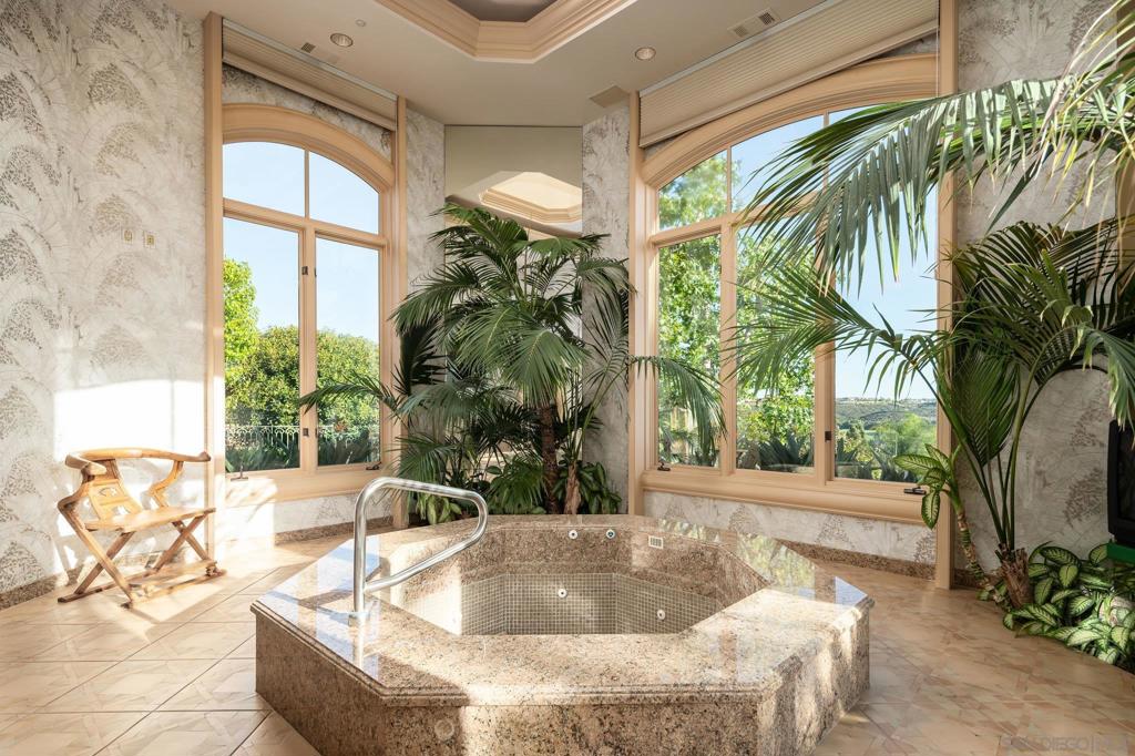 Rancho Santa Fe - Residential