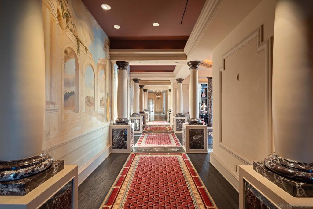 Rancho Santa Fe - Residential