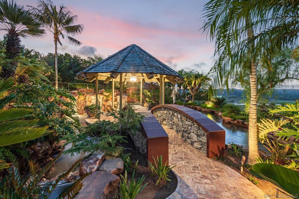 Rancho Santa Fe - Residential