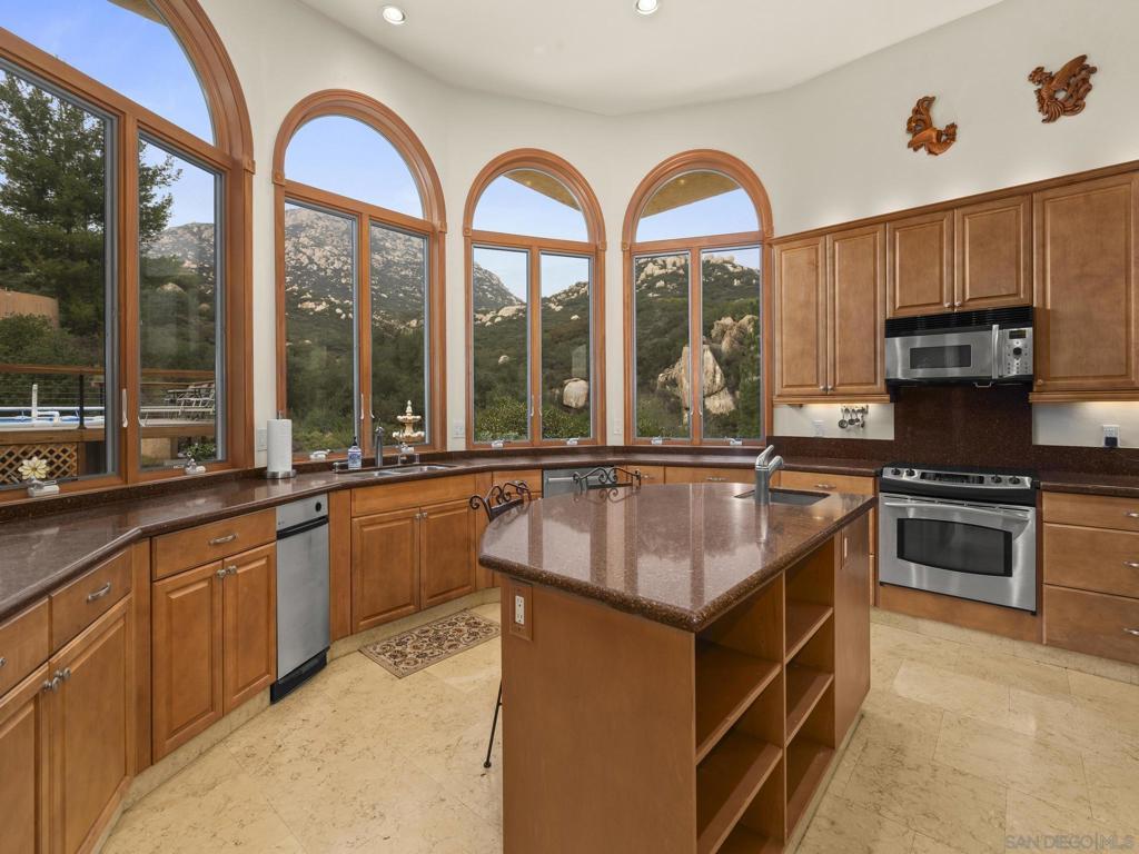 17922 Sierra Cielo Ln