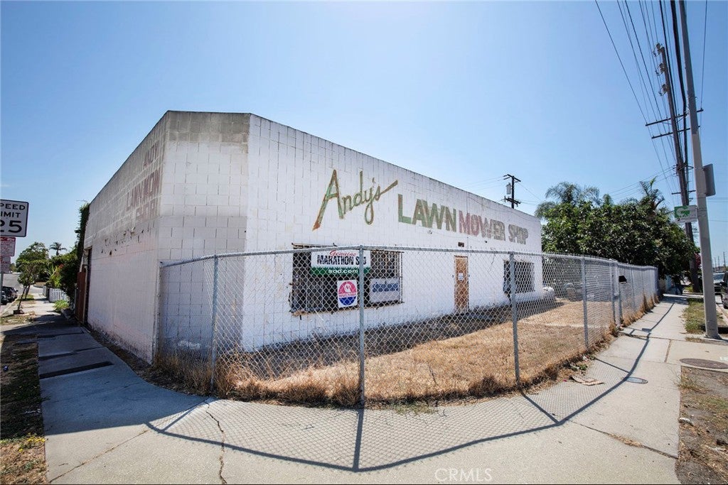 20406 Normandie ave