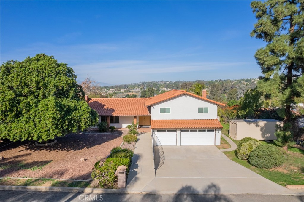 15750 Pounders Drive