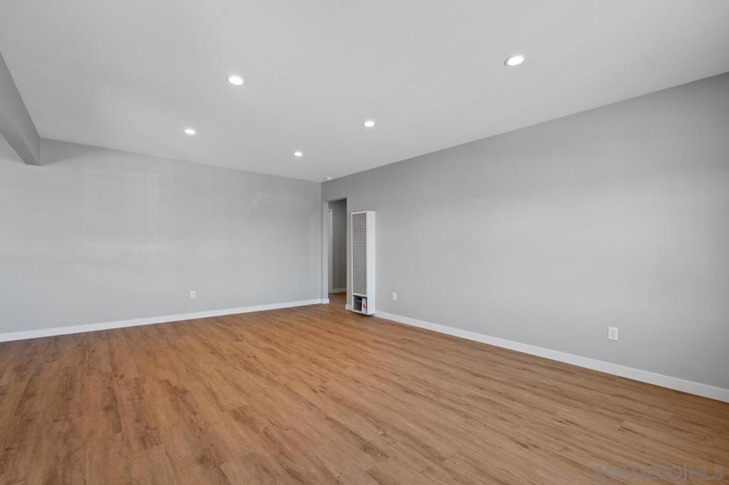 1134 Atwater