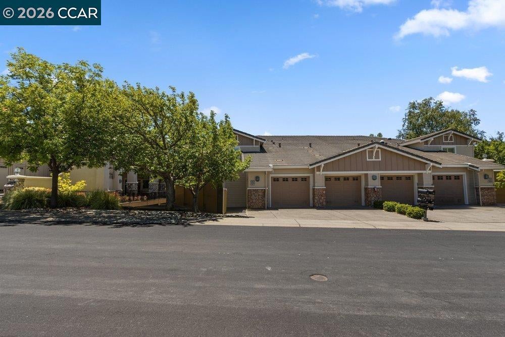 3024 Grey Eagle Dr DR