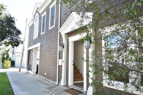 Photo of 2521 2nd Ave, Corona Del Mar, CA 92625 (MLS # NP26050862)