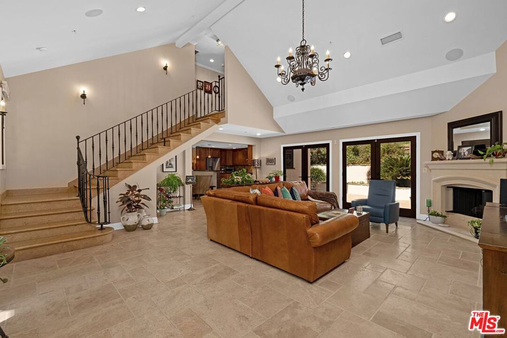 3645 Longview Valley Road
