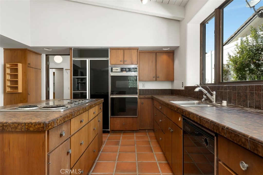 El Niguel Greens (ENG) - Residential