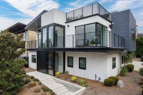 Photo of 9455 Poole Street St, La Jolla, CA 92037 (MLS # 250043895SD)