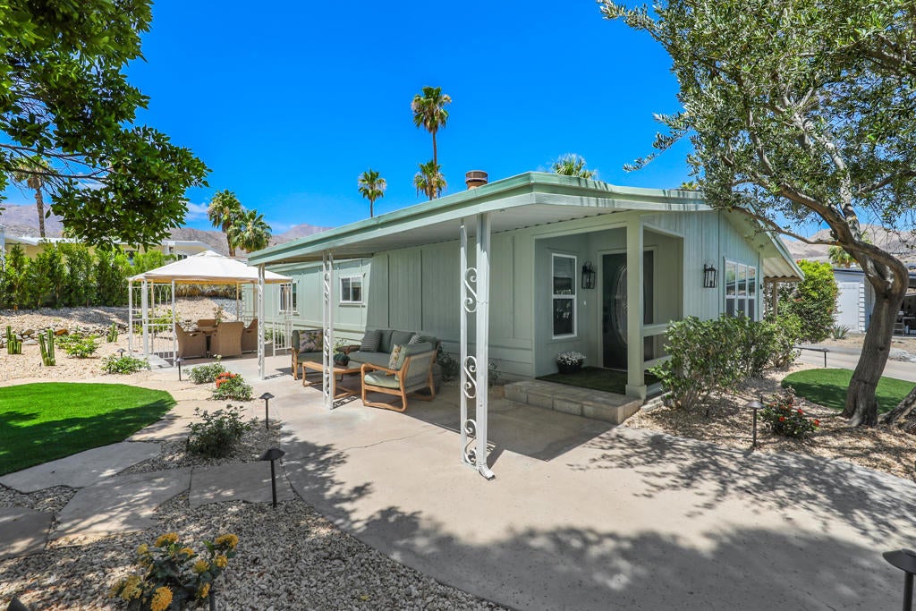 49305 Highway 74 86
