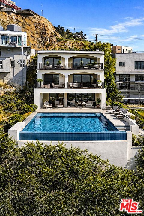 Photo of 1879 N Sunset Plaza Drive, Los Angeles, CA 90069 (MLS # 26652533)