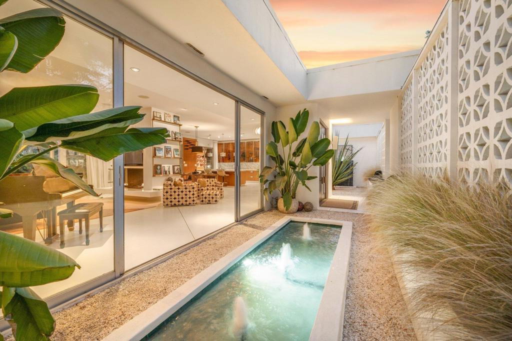 1030 San Rafael Lane