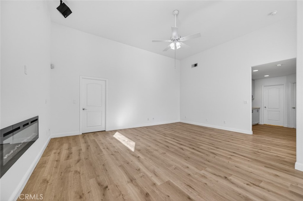 10291 N Whitney