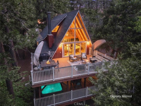 Photo of 349 Castle Gate Rd, Lake Arrowhead, CA 92352 (MLS # IG26112487)