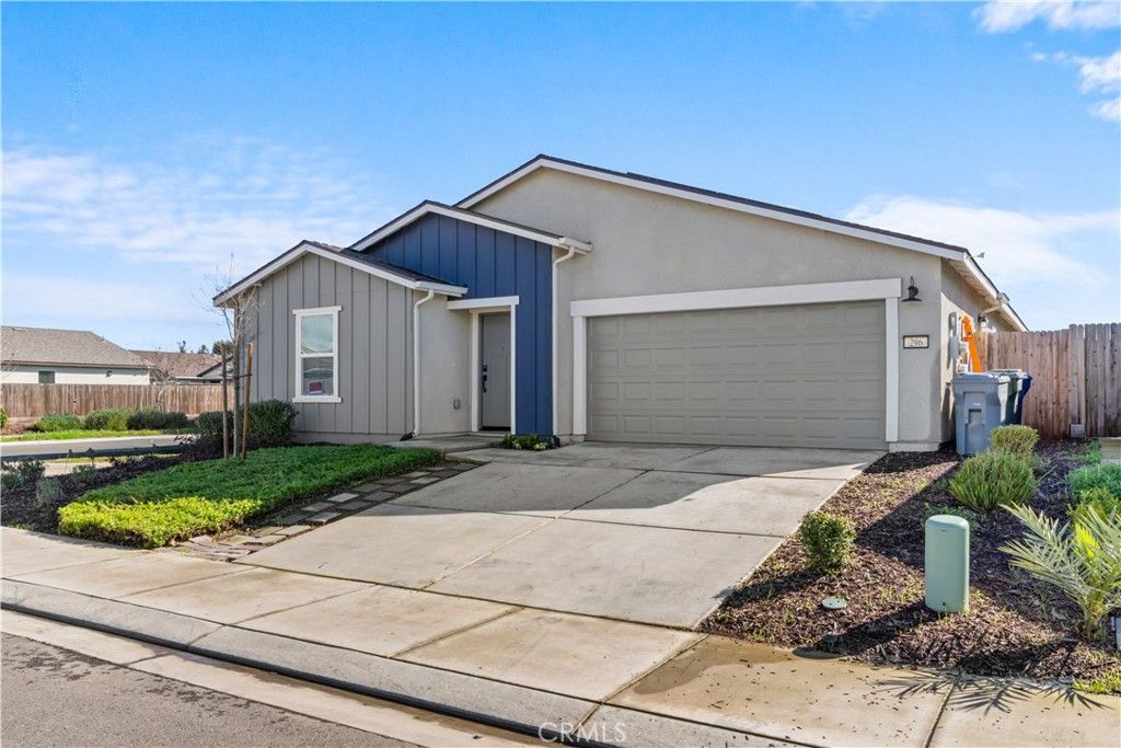 Photo of 296 Grand Canyon Court, Merced, CA 95341 (MLS # MC26036174)