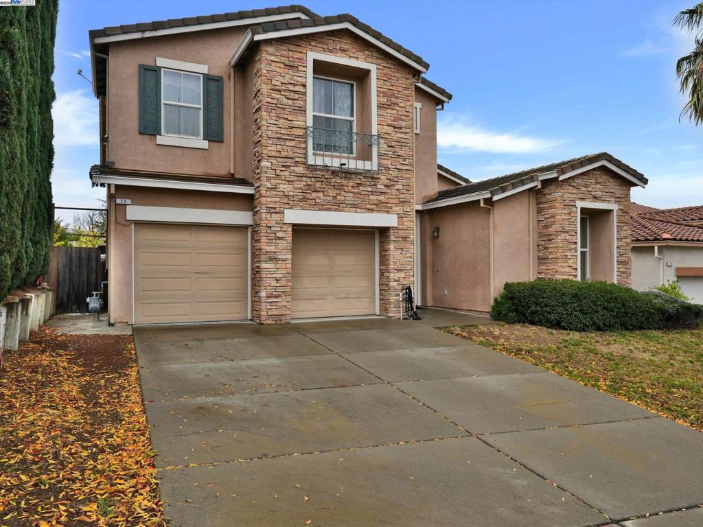 This spacious multigenerational living home is perfect for families of all sizes. Featuring a junior suite downstairs, it offers both comfort and convenience. This newer home includes modern stainless-steel appliances and is located in a great community with freeway access and nearby shopping. The home boasts an amazing floor plan, including a family room loft, a living room, and a sunroom/atrium that adds extra charm. Enjoy stunning views of the Delta and the hillside from the property. The large backyard is ideal for relaxation with its private sitting area, fruit trees, and a vegetable garden complete with fresh herbs. This property has everything you need and more—don’t miss out on this incredible opportunity!