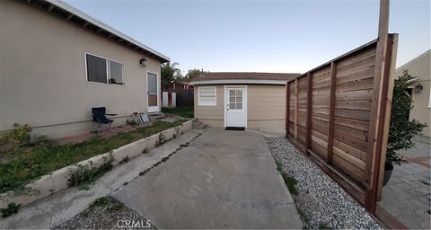 Photo of 10519 Nopalito Street, Ventura, CA 93304 (MLS # SR26077354)