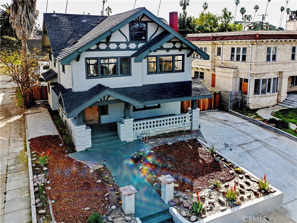 1224 3rd Avenue