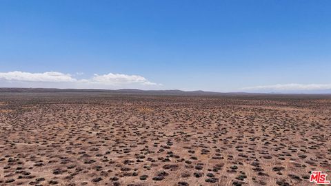 Photo of 0 Section 14, Township 32e, Range 40e, California City, CA 93504 (MLS # 26721519)