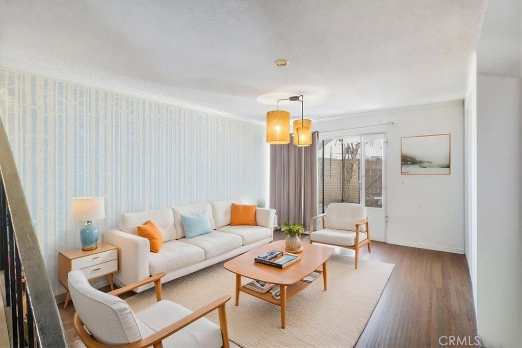1310 N Placentia