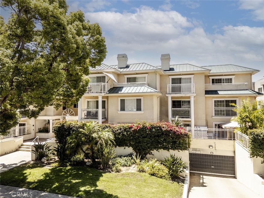 Welcome to this beautifully maintained 2-bedroom, 2-bathroom condo located in a desirable Glendale community. Boasting approximately 1,100 square feet of bright and airy living space, this residence offers a spacious open floor plan that blends comfort and functionality. The inviting living area features large windows, rich wood-style flooring, and a cozy fireplace, while the adjoining dining space is ideal for entertaining or everyday living.

The kitchen is equipped with ample cabinetry, granite countertops, and stainless steel appliances, making meal prep a breeze. Both bedrooms are generously sized, with the primary suite offering an en-suite bathroom and abundant closet space.

Additional highlights include in-unit laundry, central air and heat, private balconies, and two assigned parking spaces in a gated garage. The well-kept community features secured entry and beautifully landscaped grounds.

Conveniently situated near shopping, dining, parks, and major commuter routes, this condo presents a rare opportunity to own in one of Glendale’s most sought-after neighborhoods.