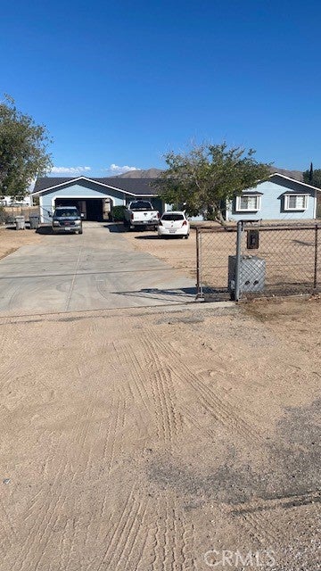 Photo of 9485 Guava AVE, Hesperia, CA 92345 (MLS # IV26219450)