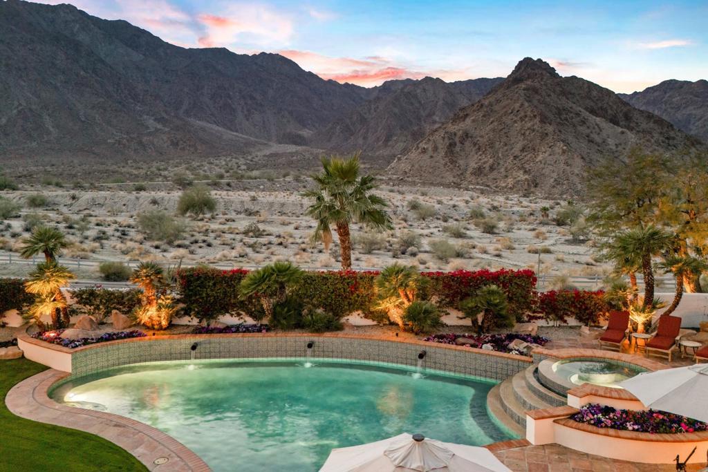 La Quinta Cove - Residential