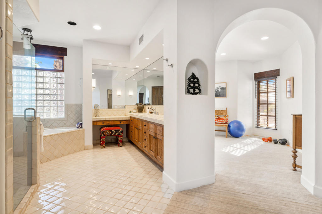 La Quinta Cove - Residential