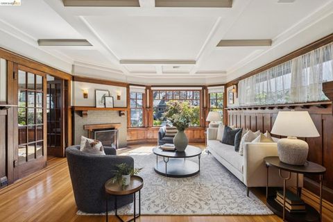 Tiny photo for 360 360 Alcatraz Ave Ave, Oakland, CA 94618 (MLS # 41126300)