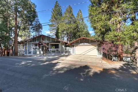 Tiny photo for 948 Arbula Dr, Crestline, CA 92325 (MLS # IG26049710)