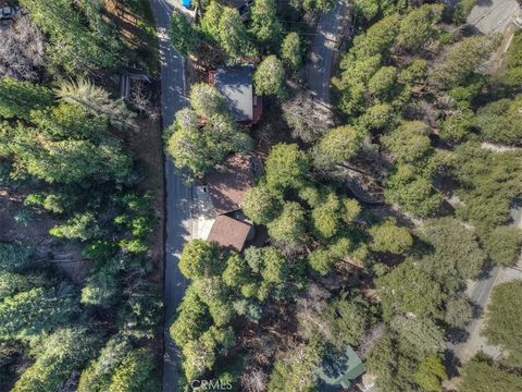 Tiny photo for 948 Arbula Dr, Crestline, CA 92325 (MLS # IG26049710)