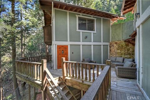 Tiny photo for 948 Arbula Dr, Crestline, CA 92325 (MLS # IG26049710)